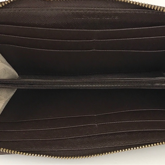 Michael Kors Snake Skin Embossed Wallet - Picture 5 of 10